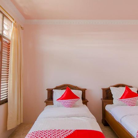 Oyo 2858 Vafa Guesthouse Cianjur Exteriér fotografie