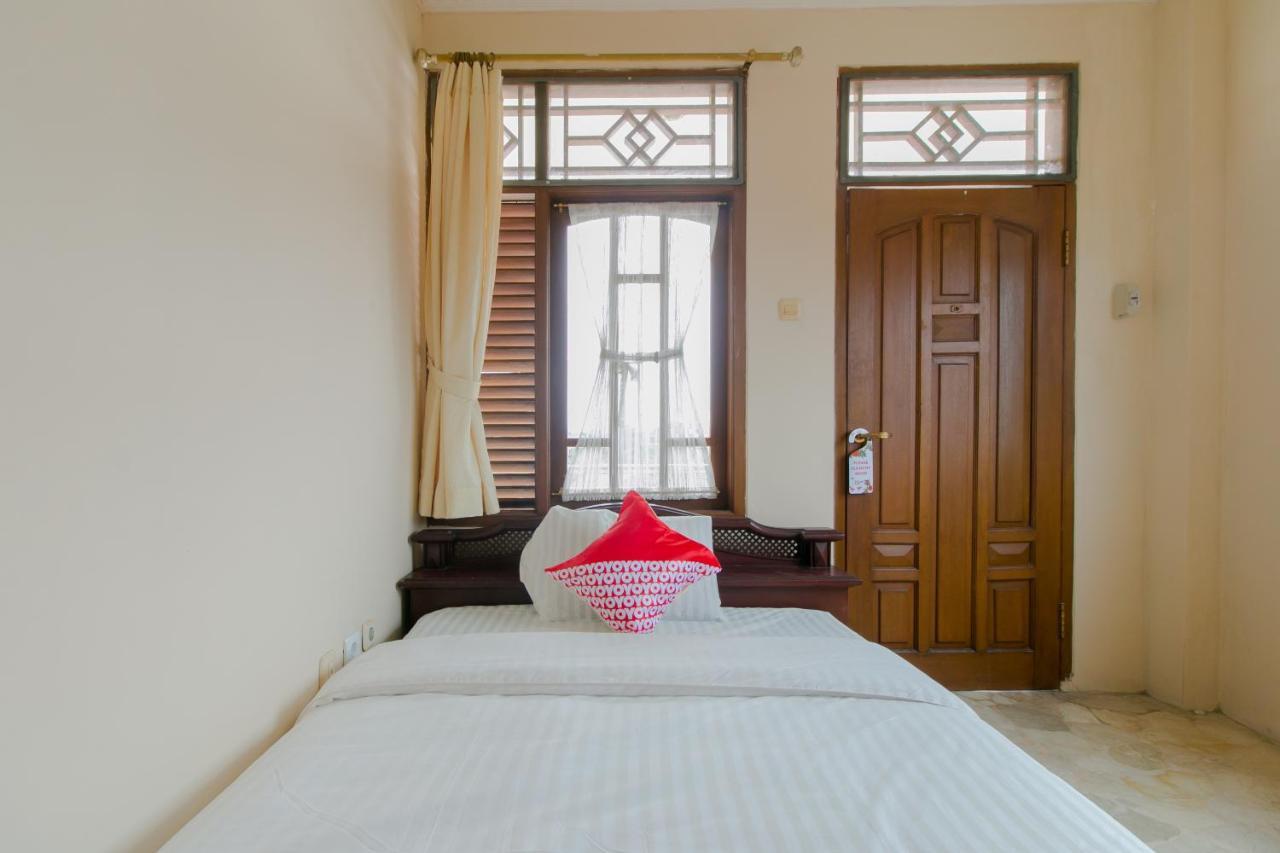 Oyo 2858 Vafa Guesthouse Cianjur Exteriér fotografie