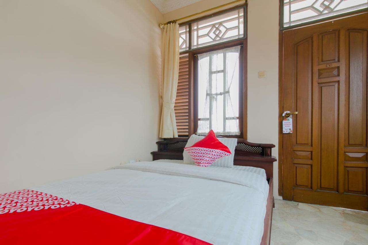 Oyo 2858 Vafa Guesthouse Cianjur Exteriér fotografie