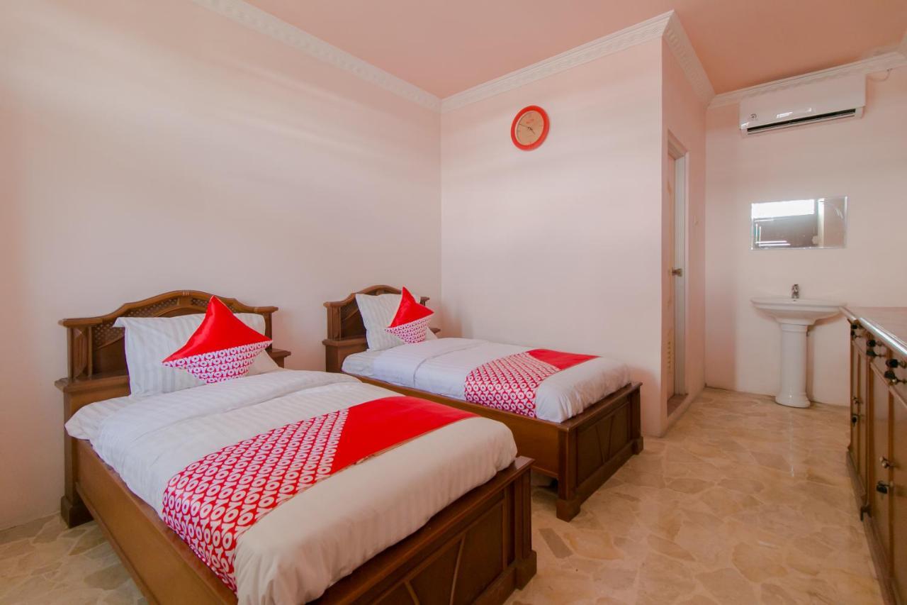 Oyo 2858 Vafa Guesthouse Cianjur Exteriér fotografie